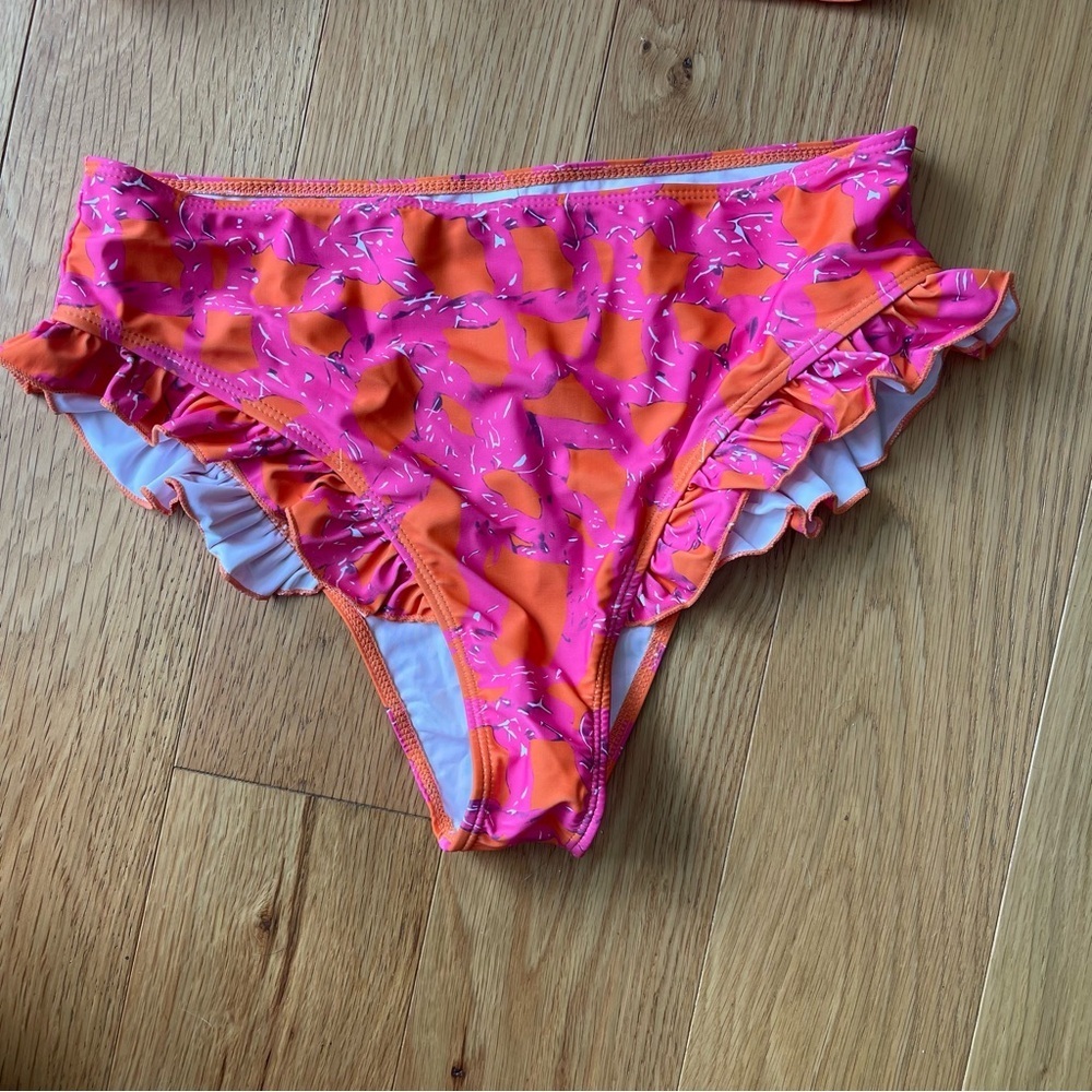 Vibrant Pink and Orange Bikini Set - Picture 3 of 8